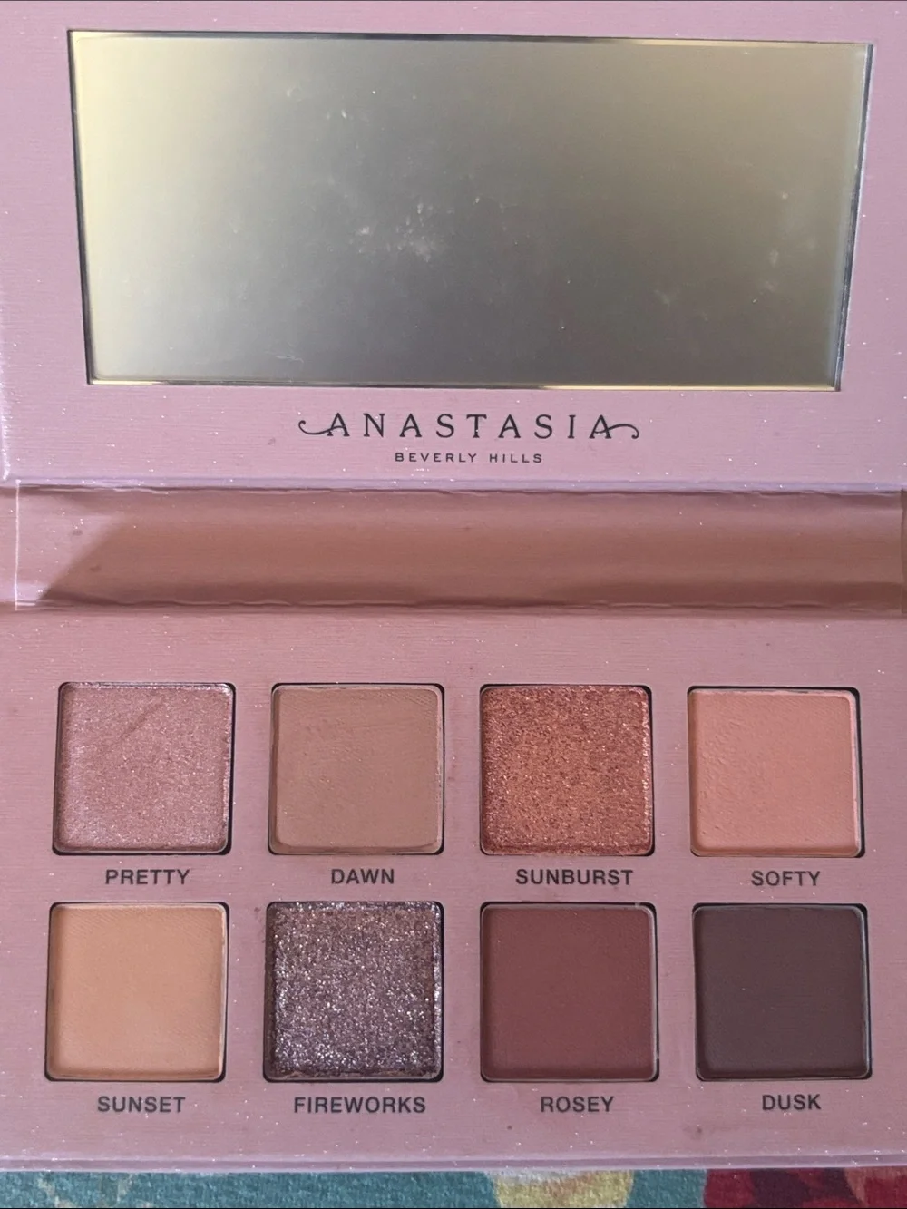 Anastasia Beverly Hills Glam to Go Eyeshadow Palette
